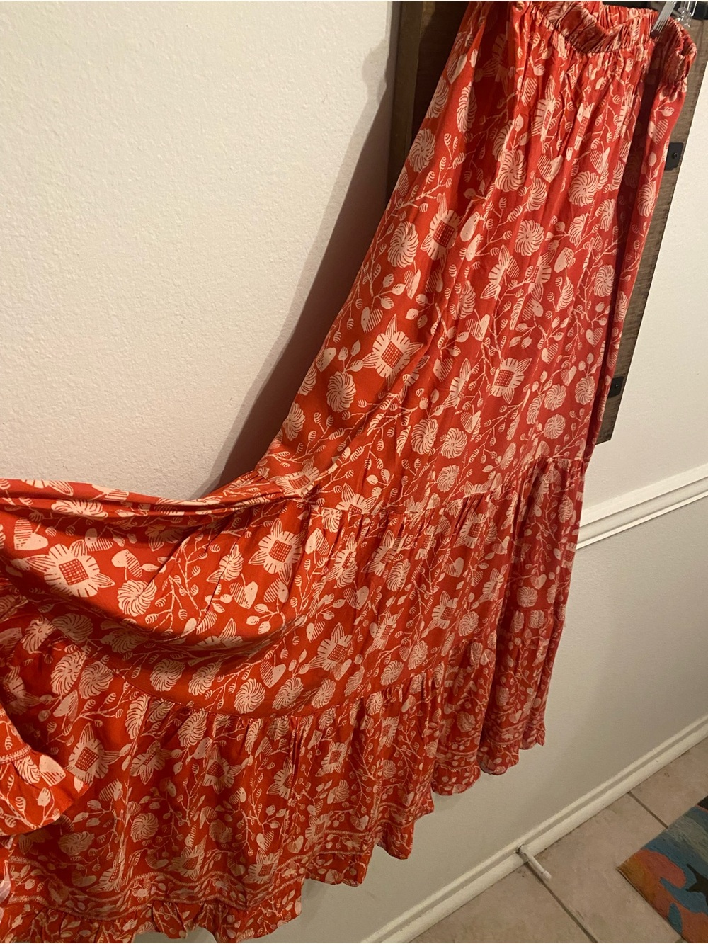 Max Studio NWT Red/Orange Floral Cascading Tiers Summer Skirt $118